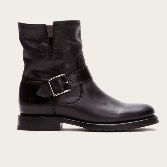 Frye Shoes - FRYE NWOT Natalie Engineer short boots size 6